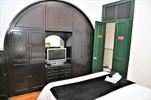 Homestay Black Lisbon